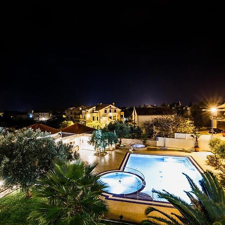 City Pool Apartments Novalja Eksteriør bilde