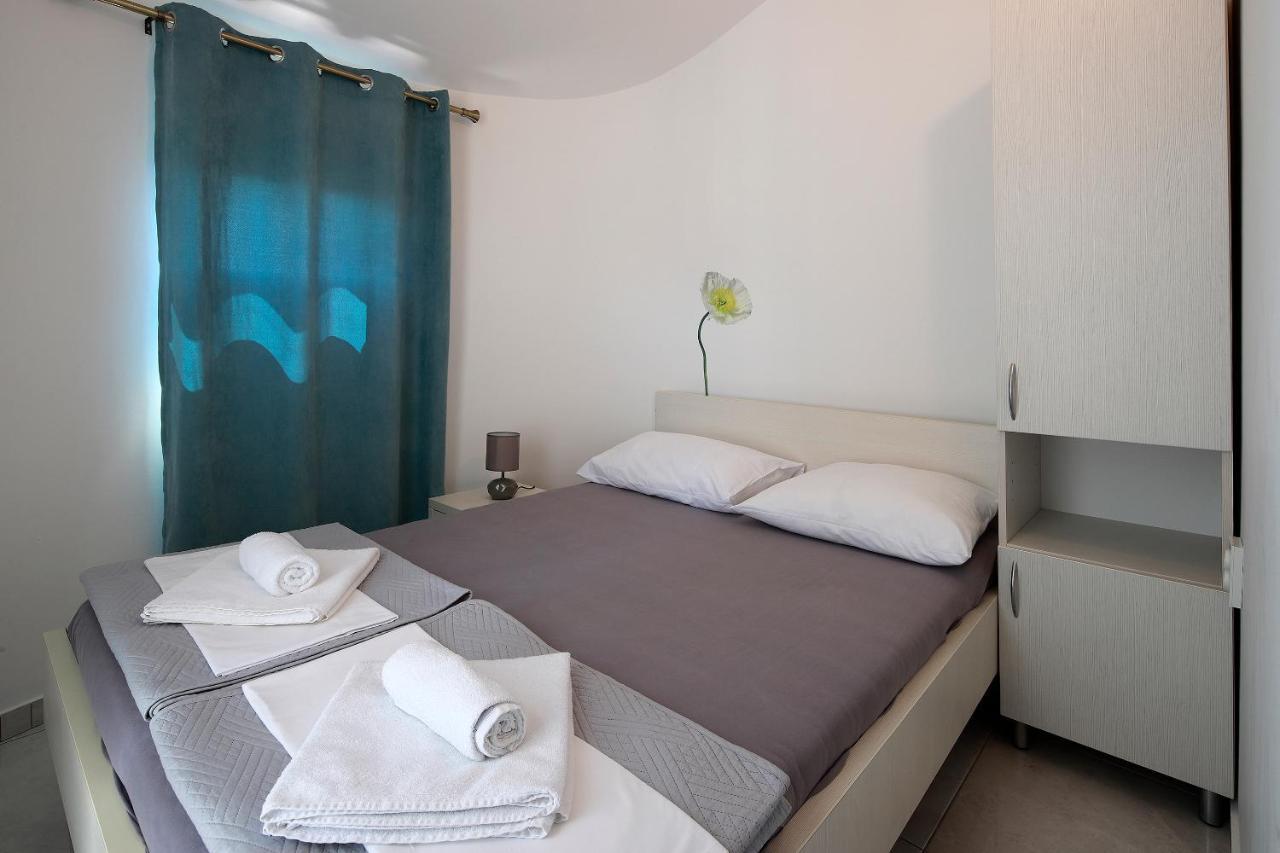 City Pool Apartments Novalja Eksteriør bilde