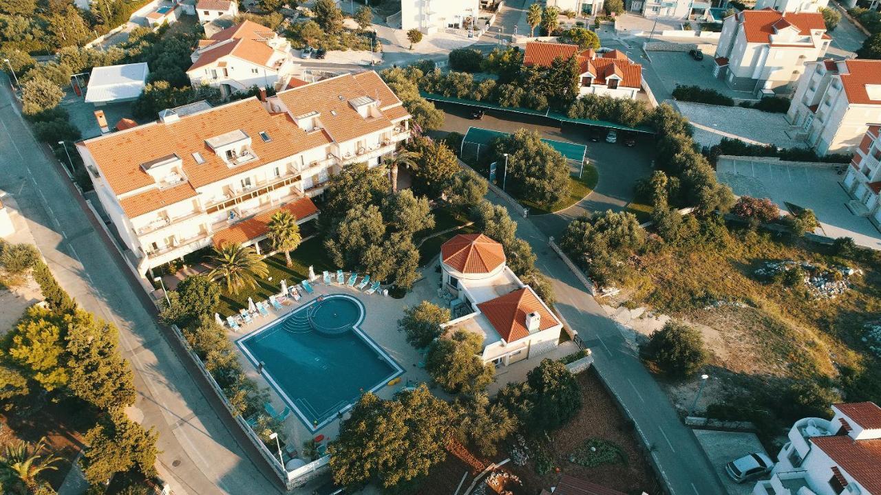 City Pool Apartments Novalja Eksteriør bilde